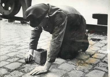 PHOTO ORIGINALE / THEME "Situation alimentaire et économique critique en Allemagne en 1947"
