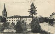42 Loire .CPA  FRANCE 42  "Usson en Forez, Entrée du faubourg d'Apinac"