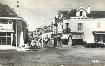 .CPSM  FRANCE 76 "Montivilliers, Rue Gambetta"