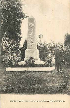 .CPA  FRANCE 42 " Régny, Monument aux morts"