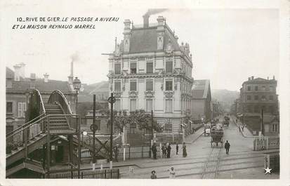 .CPSM  FRANCE 42 " Rive de Gier, Le passage à niveau et la Maison Reynaud Marrel"