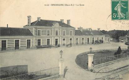 .CPA  FRANCE 79 " Bressuire, La gare"