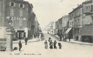 79 Deux SÈvre .CPA  FRANCE 79  "  Niort, Rue de la gare"