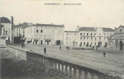 .CPA  FRANCE 79  "  Parthenay, Entrée de la Ville"