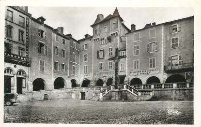 . CPSM FRANCE 12 "Villefranche de Rouergue, Place Notre Dame  "