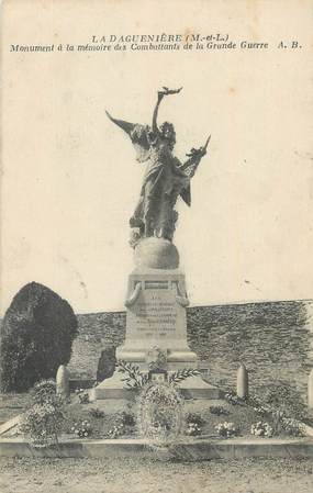 . CPA  FRANCE  49  " La Daguenière, Monument aux morts"