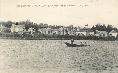 . CPA  FRANCE  49 "Le Thoureil, La Mairie prise de la Loire"