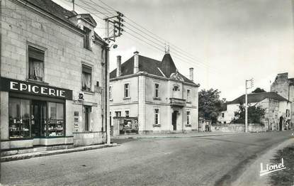 . CPSM  FRANCE  49 "Souzay, Centre du bourg, La Mairie"