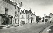 49 Maine Et Loire . CPSM  FRANCE  49 "Souzay, Centre du bourg, La Mairie"