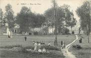 77 Seine Et Marne CPA FRANCE 77  "Esbly, Place des Fêtes"