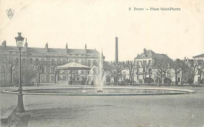 .CPA  FRANCE 21 "Dijon, Place St Pierre"