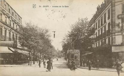 .CPA  FRANCE 21 "Dijon,  Avenue de la Gare"/ TRAM