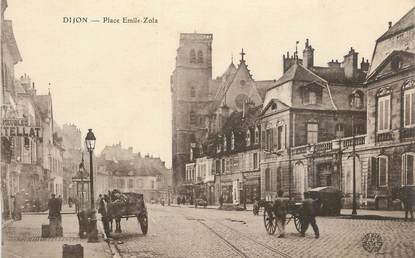 .CPA  FRANCE 21 "  Dijon, Place Emile Zola  "