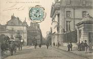 21 Cote D'or .CPA  FRANCE 21 "  Dijon, Place d'armes et rue de la Liberté"