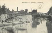 45 Loiret . CPA  FRANCE  45 "Montargis, La passerelle et la vieille tour"