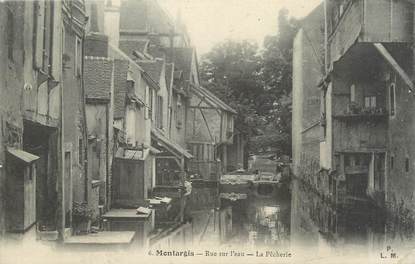 . CPA  FRANCE  45 "Montargis, Rue sur l'Eau, La pêcherie"