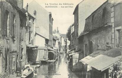 . CPA  FRANCE  45 "Montargis, Rue sur l'eau"