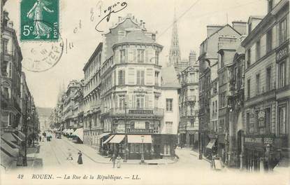 . CPA  FRANCE  76 " Rouen,  Rue de la République" 