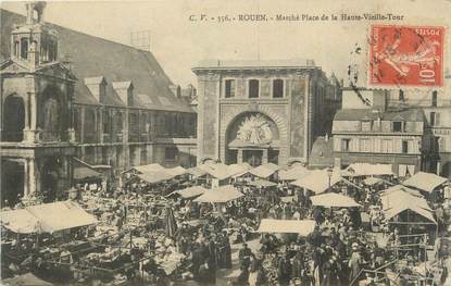 . CPA  FRANCE  76 " Rouen, Marché place de la haute vieille tour"