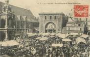 76 Seine Maritime . CPA  FRANCE  76 " Rouen, Marché place de la haute vieille tour"