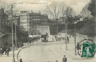 .CPA  FRANCE 29 "Brest, rue de Paris et place des portes"