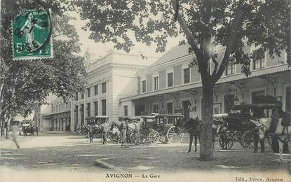 .CPA  FRANCE 84 " Avignon, La gare"