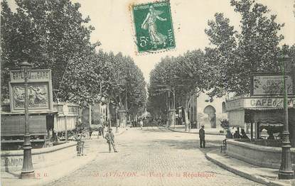 .CPA  FRANCE 84 "  Avignon,  Porte de la République  "