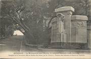 84 Vaucluse .CPA  FRANCE 84 "  Avignon, Le monument aux morts"