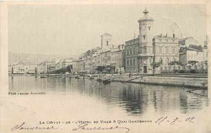 .CPA FRANCE 13 "La Ciotat, L'Hôtel de Ville et le Quai Ganteaume"