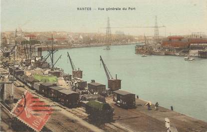 . CPA  FRANCE 44  " Nantes, Vue générale du port"