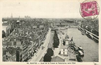 . CPA  FRANCE 44 "Nantes, Quai de la Fosse et panorama vers l'est"