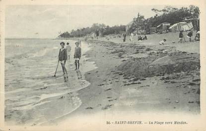 . CPA  FRANCE 44 " St Brévin, La plage vers le Mindin"