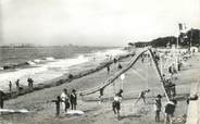 44 Loire Atlantique . CPSM   FRANCE 44 " St Brévin les Pins, La plage"