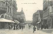 10 Aube . CPA   FRANCE 10 "Troyes,  Rue de la République"