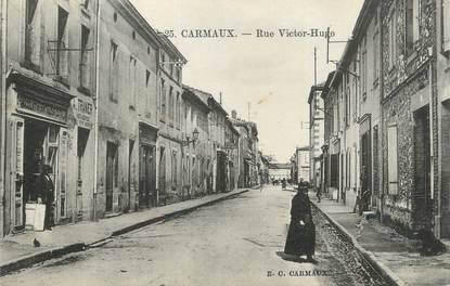 CPA FRANCE 81 "Carmaux, Rue Victor Hugo".