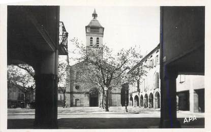 CPSM FRANCE 81 "Réalmont, L'église et un coin des arcades ".