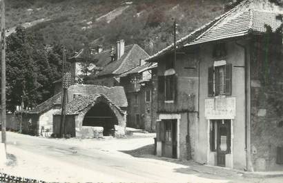 CPSM FRANCE 01 "La Burbanche, Le château et le four".