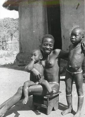 PHOTO ORIGINALE / AFRIQUE "Togo, plateau des Dayes, femme et enfant Ewe"