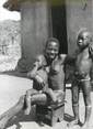 Afrique PHOTO ORIGINALE / AFRIQUE "Togo, plateau des Dayes, femme et enfant Ewe"