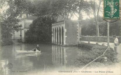 CPA FRANCE 01 " Thoissey, Château, la pièce d'eau".