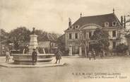 01 Ain CPA FRANCE 01 " Divonne les Bains, La place et le monument ".