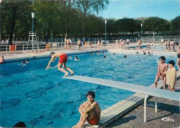 CPSM FRANCE 45 "Meung sur Loire, La piscine".