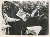 PHOTO ORIGINALE / ALBANIE "Dans les rues de Milan, les le peuple italien"