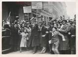 Photograp Hy PHOTO ORIGINALE / ITALIE "Manifestations anti françaises, à Milan"