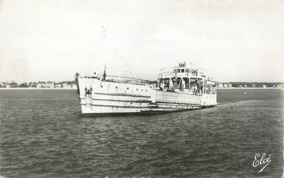 CPSM FRANCE 17 "Royan, L'arrivée du bac de point de Grave".