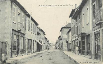 CPA FRANCE 38 "Les Avenières, Grande Rue'.