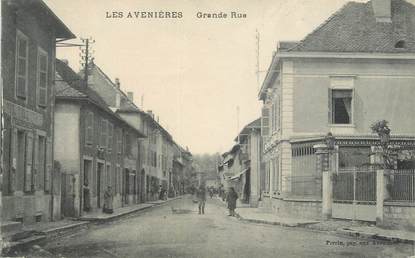 CPA FRANCE 38 "Les Avenières, Grande rue".