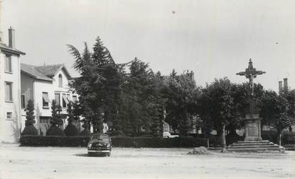 CPSM FRANCE 43 "St Didier en Velay, La place Foch et le square".