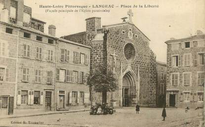 CPA FRANCE 43 "Langeac, Place de la Liberté".