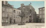 43 Haute Loire CPA FRANCE 43 "Langeac, Place de la Liberté et entrée de l'église collégiale".